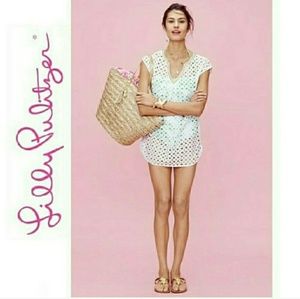 NWOT LILLY PULITZER x TARGET cover-up